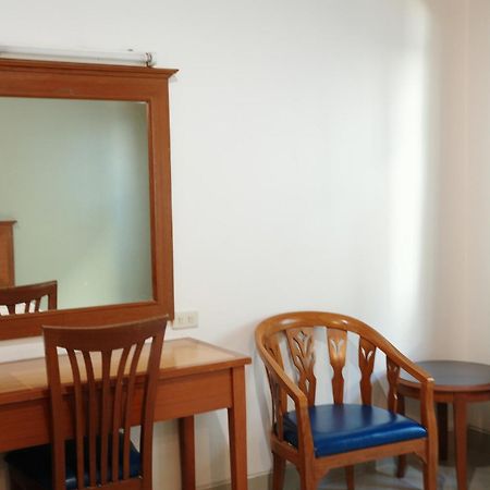 Bansuan Resort Nakhon Sawan Exteriér fotografie