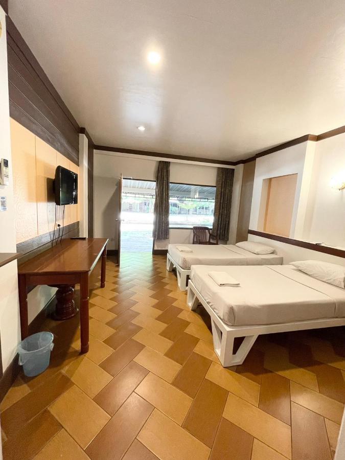 Bansuan Resort Nakhon Sawan Exteriér fotografie
